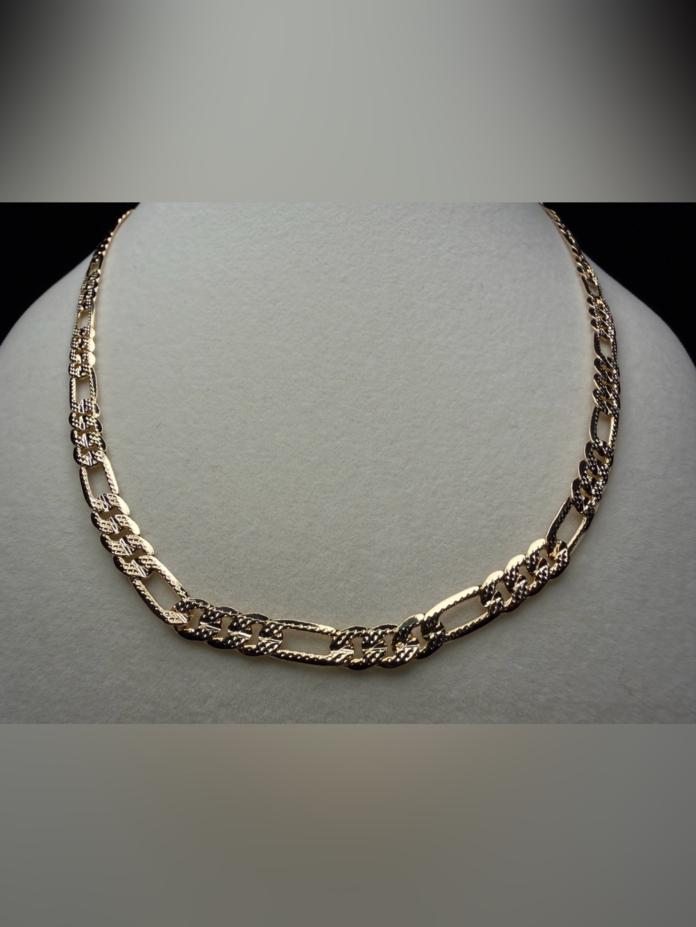 Figaro Diamond Cut 18in 5MM 14K Stamped Gold Finish Necklace Brand New